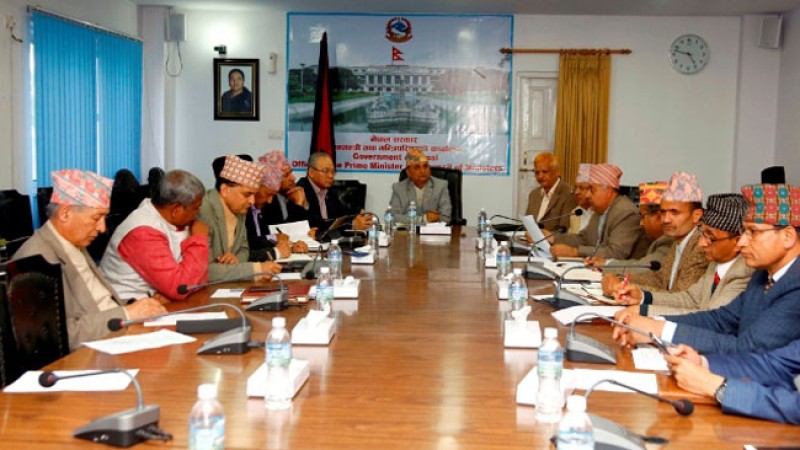 आफ्नै निर्णयबाट पछि हट्यो सरकार, उपत्यका बाहिर जान नदिने