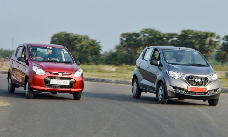 लकडाउन सकिएपछि सस्तोमा नयाँ कार किन्नेलाई दुई अप्सन, अल्टो र रेडी गोमा कुन राम्रो_img