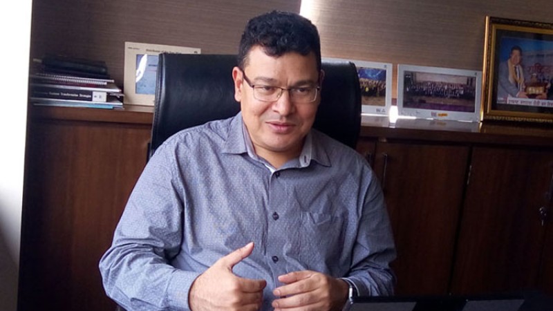 चेपुवामा सरकार, सार्वजनिक यातायात र कारको बिक्री : राजनबाबु श्रेष्ठको विचार