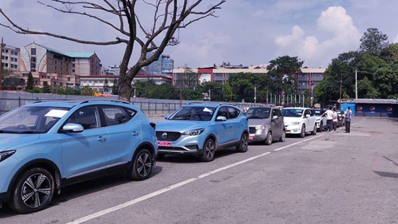 विद्युतीय साधनमा लाग्दै आएको कर घटाउन नयाँ कसरत