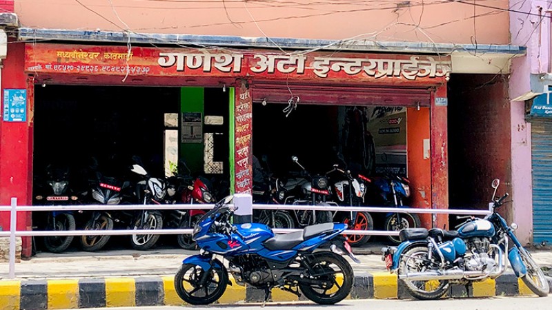 बजारमा सेकेन्ड ह्याण्ड मोटरसाइकलकाे पनि अभाव