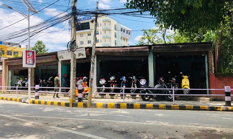 खुल्न थाले मोटरसाइकल रिकन्डिसन हाउस, यातायात कार्यालय खुलेपछि कारोबार_img