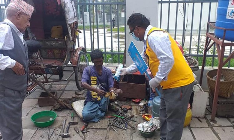 जगदम्बा मोटर्सले गर्याे निःशुल्क मास्क वितरण_img