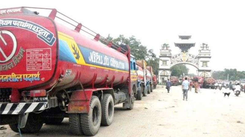 पेट्रोलियम पदार्थ आयातबाट १८ अर्व राजस्व बढ्यो