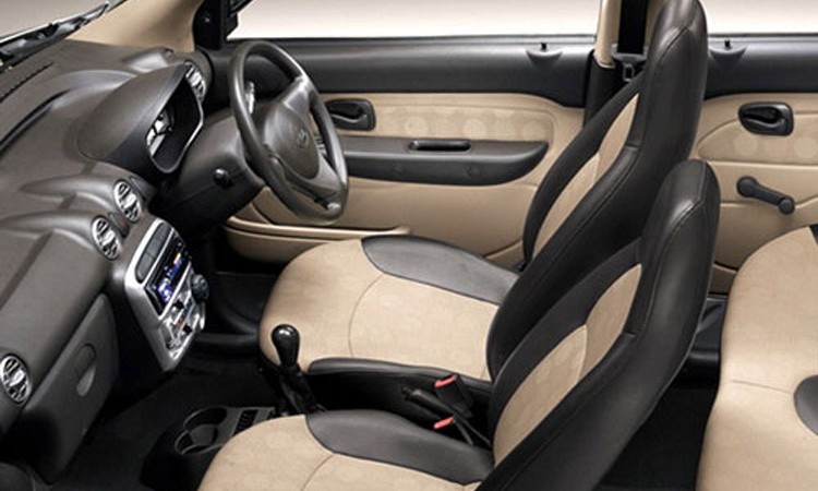 मासिक १८ हजार किस्तामा किन्न सकिने लगभए एउटै मूल्यका ४ कार_img