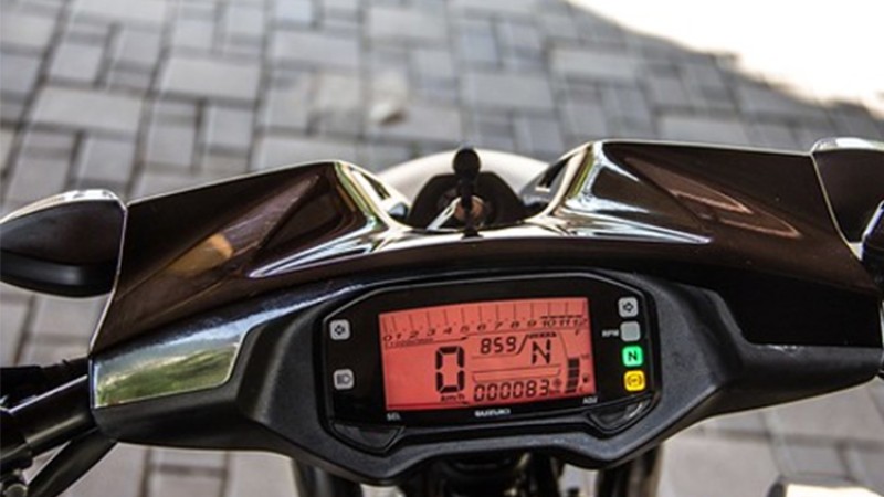 १५० सीसीको सुजुकी मोटरसाइकलमा ५० हजार नगद छुट