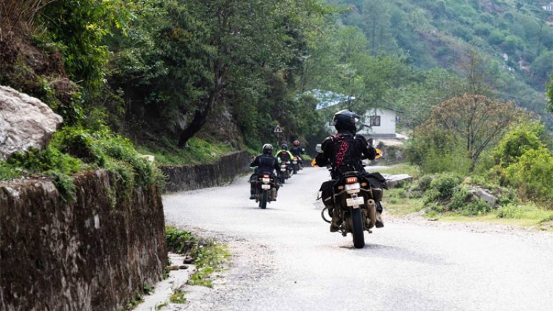 टिकापछि मोटरसाइकलमा घुम्न जानेले गर्नै पर्ने ४ काम