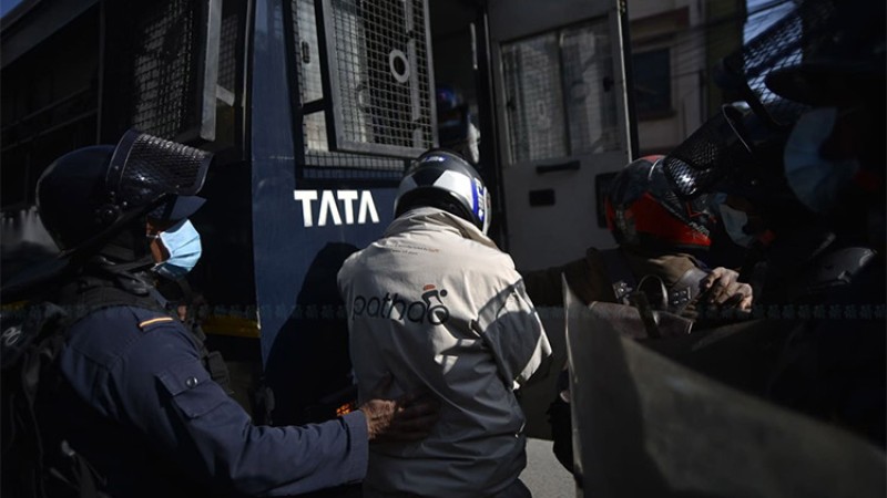 पठाओको कार्यालयमा तोडफोड गर्ने पक्राउ