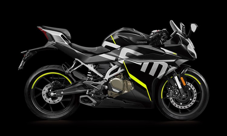 ‘२५० एसआर’ उत्कृष्ट स्पोर्टस् रेसिङ मोटरसाइकल, यस्तो छ मूल्य र विशेषता_img