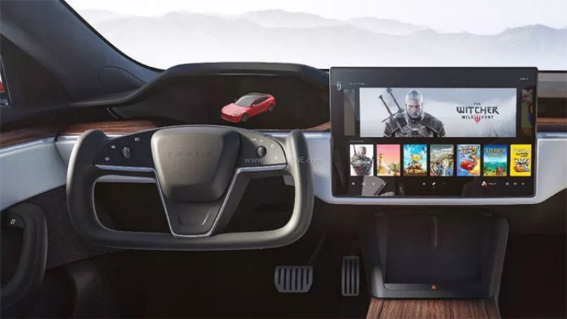 टेस्लाको ‘मोडल एस’मा यू आकारको स्टेरिङ, यस्ता छन् अन्य फिचर