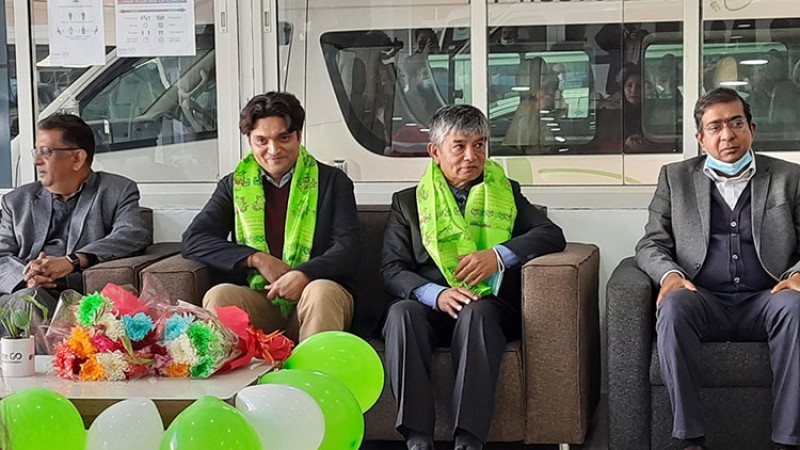 काठमाडौंको वातावरण प्रदुषण रोक्न मैले दिगोको इलेक्ट्रीक कार रोजेः मदनकृष्ण श्रेष्ठ