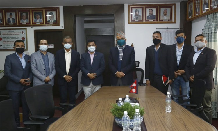३०% थप जरिवाना गरेर गाडी आयात गर्न पाउने व्यवस्था हटाउन नाडाको माग_img