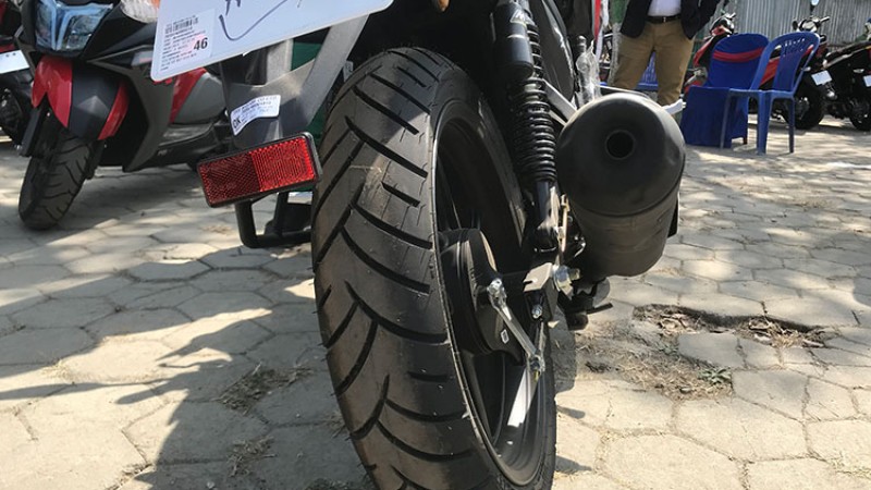 मोटो टायर र कस्मेटिक परिमार्जन सहित आयो टीभीएस ‘आरटीआर १६० टु भी’