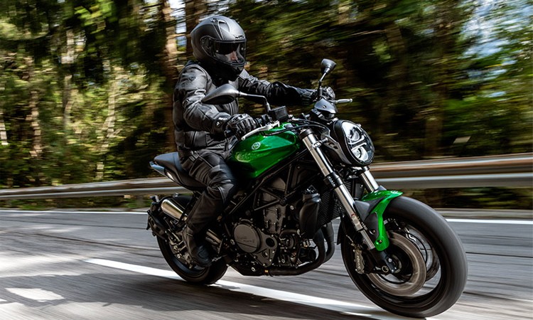 बेनेलीले ल्यायो साना ह्याचव्याक कारभन्दा पावरफुल मोटरसाइकल, यस्तो छ मूल्य_img