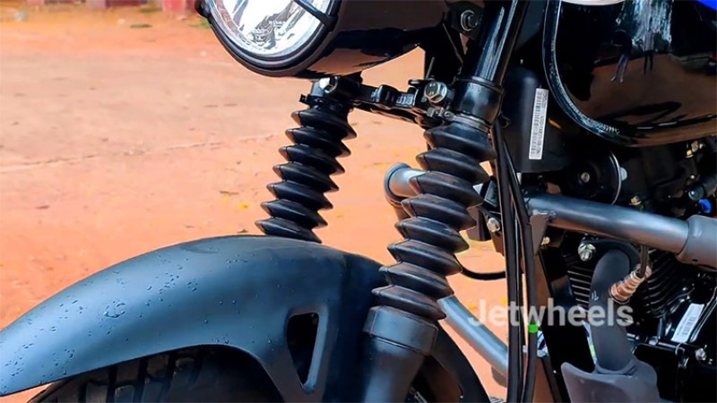 बजाजले ल्याउने भयो कम मूल्यको नयाँ मोटरसाइकल, यस्ता छन् फिचर