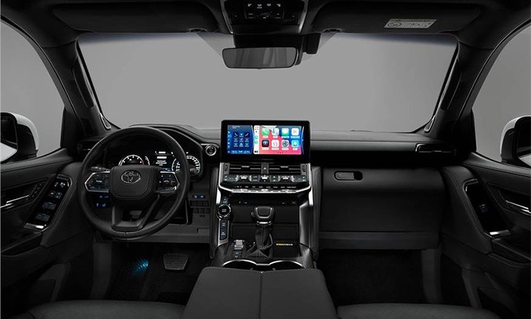 ल्याण्डक्रुजर एलसी ३०० किन्न चाहनेले ४ वर्ष कुर्नु पर्ने_img