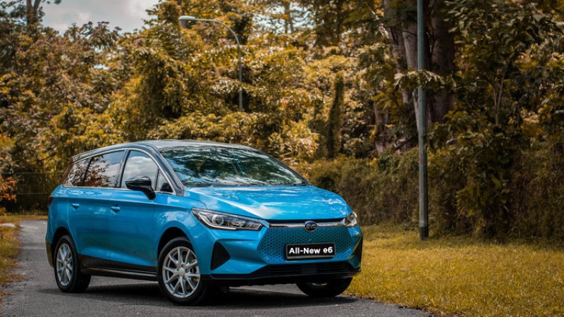 ६ तस्विरमा हेर्नुहोस ‘अल न्यू विवाइडी इ-६’, नेपालमा उपलब्ध मध्ये सबैभन्दा धेरै रेञ्ज