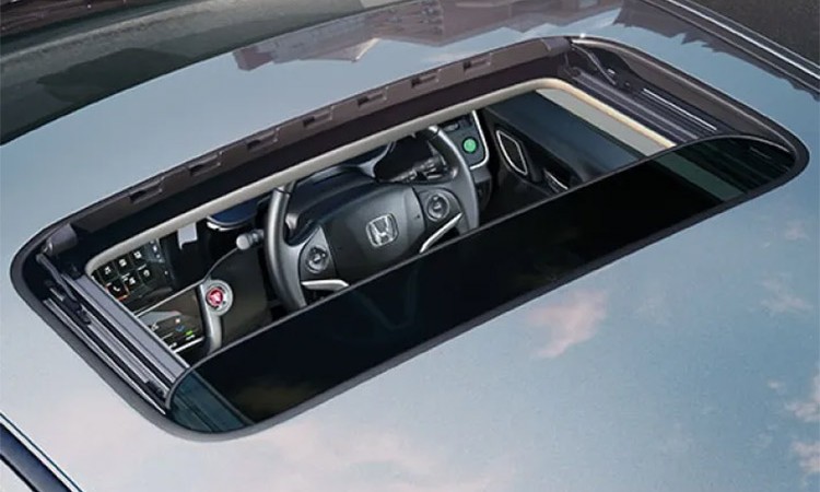 सनरुफसहित २२ दिनपछि बजारमा आउँदै होन्डा अमेज_img