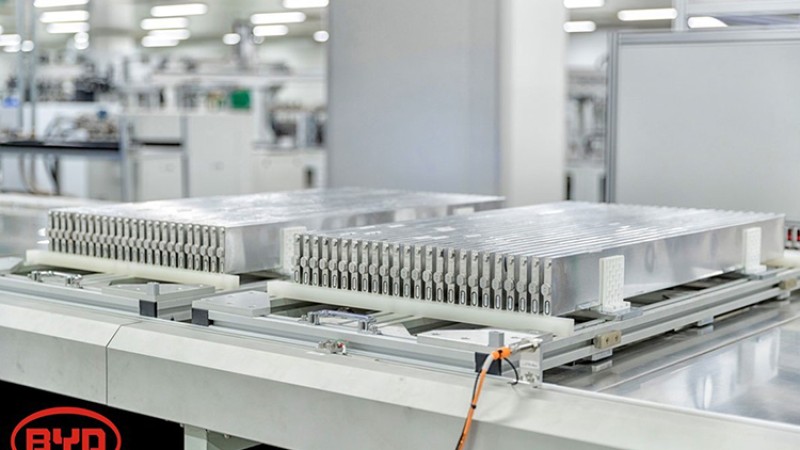 टेस्लाको मोडल ‘वाई’मा बीवाइडीको ब्लेड ब्याट्री