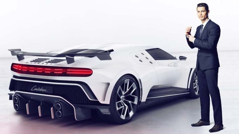 फुटबल स्टार रोनाल्डोका ७ सुपर कार