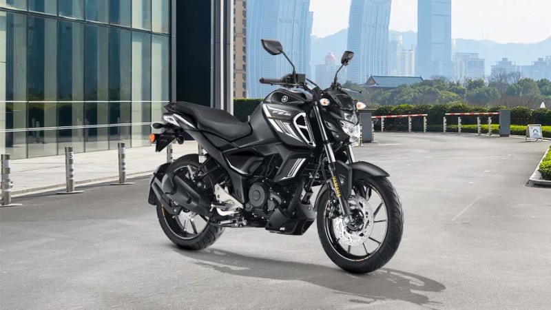 एकै पटक १० हजारसम्मले बढ्यो यामाहा एफजेडको मूल्य