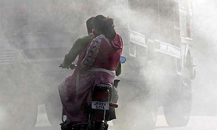 दिल्लीमा पेट्रोल र डिजेलबाट चल्ने गाडी प्रतिबन्ध_img