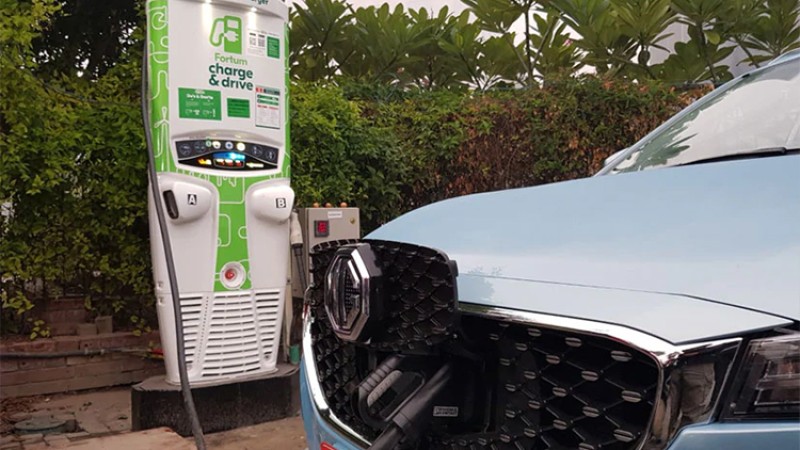 हरेक २०० किलोमिटरमा चार्जिङ स्टेशन निर्माण गर्दै एमजी