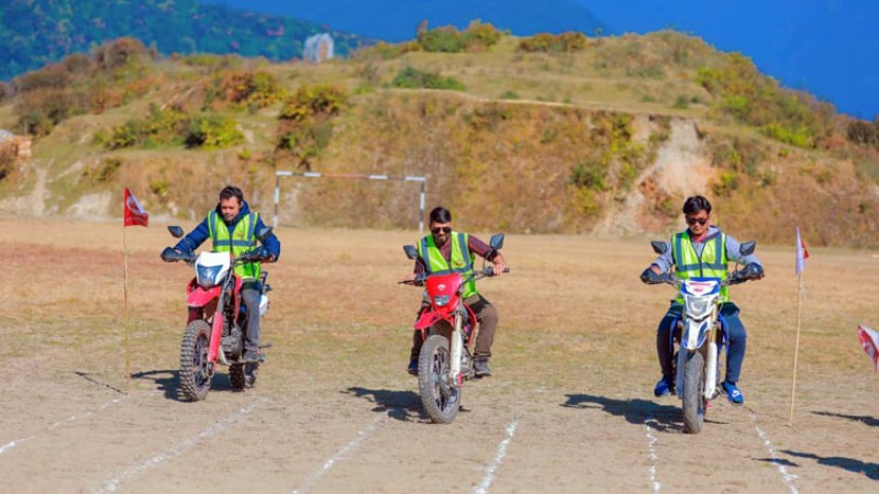 लमजुङको घलेगाउँमा मोटरहेड नाइट आउट राइड सम्पन्न