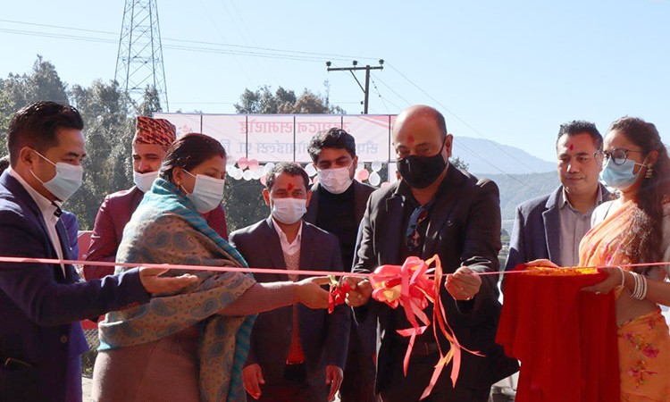 डोटी र डडेल्धुरामा महिन्द्राको नयाँ शोरुम संचालनमा, थ्रीएस सुविधा पाइने_img