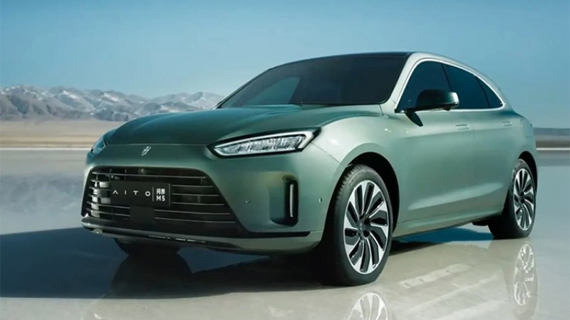 हुवावेले बनायो निकै शक्तिशाली इन्जिनमा हाइब्रिड कार