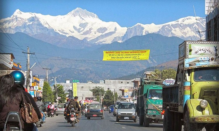 पोखराको यातायातः ट्याक्सीमा जीपीएस र बसमा अटोमेटीक ढोका अनिर्वाय_img