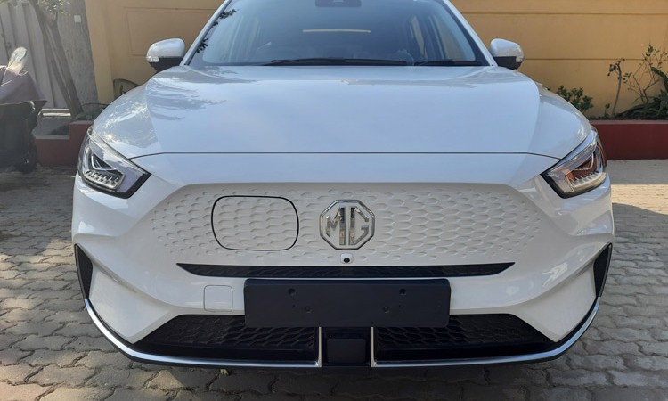 ७ तस्बिरमा हेर्नुहोस् आज सार्वजनिक हुने जेडएस इभी_img