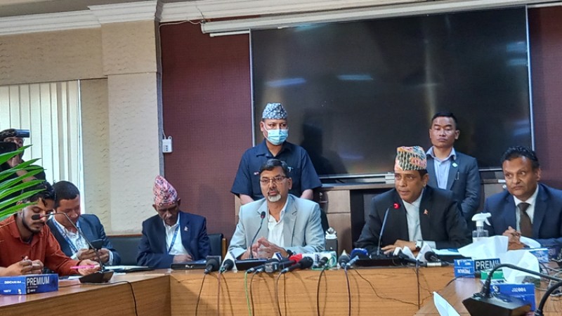 मन्त्रिपरिषद्बाट निर्णय गरेरै सवारीसाधन आयात रोक्ने तयारी