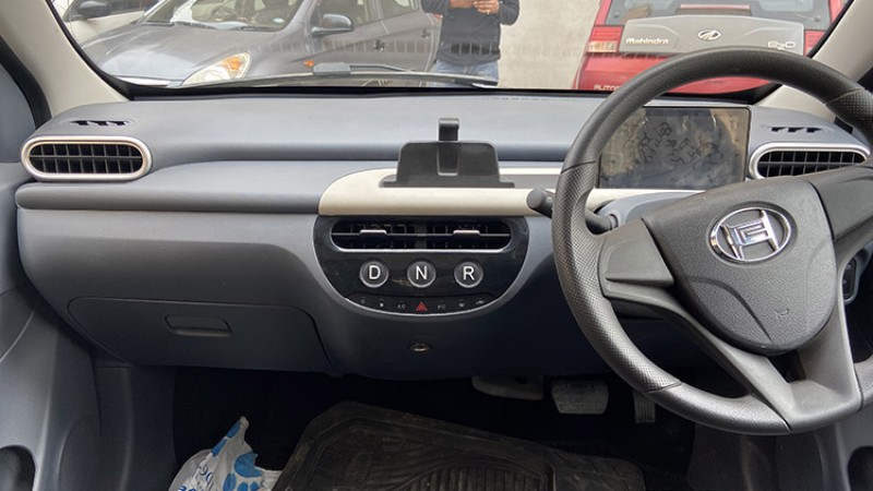 सामान्य मोटरसाइकलको मूल्य जति रकम बुझाएर किन्न सकिने २ कार