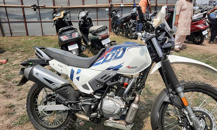 ४ लाख ५० हजार मूल्य तोकेर विक्री सुरु भयो ‘एक्सपल्स २०० फोर भी’_img