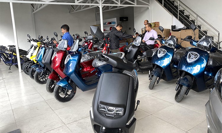 याडियाका नयाँ इलेक्ट्रीक स्कुटर विक्री सुरु, १५ हजार नगद छुट_img