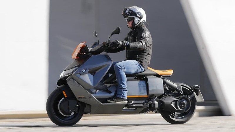 अब बीएमडब्लूको इलेक्ट्रीक मोटरसाइकल र स्कुटर