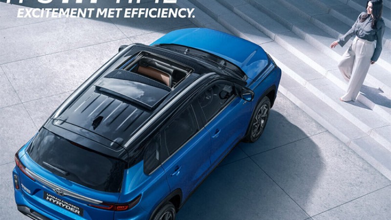 टोयोटाको ‘सेल्फ चार्जिङ’ हाइब्रिड एसयूभी, लग्जरीसँगै उच्च माइलेज