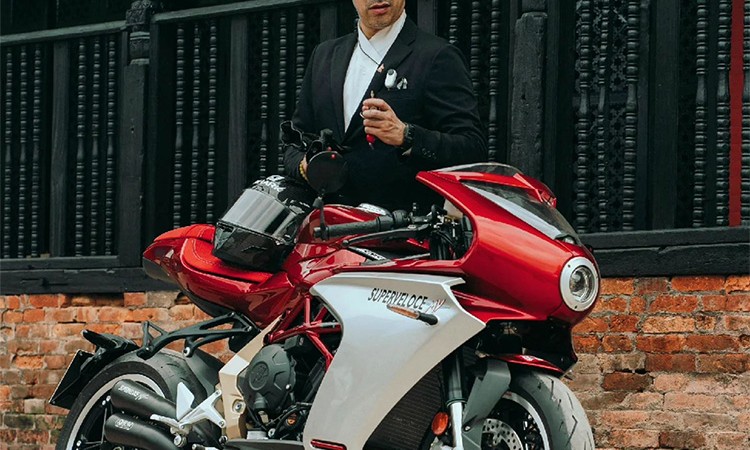 एशियामै एक पीस मात्र भएको सौरभको सुपर बाइक !_img