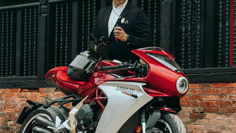 एशियामै एक पीस मात्र भएको सौरभको सुपर बाइक !