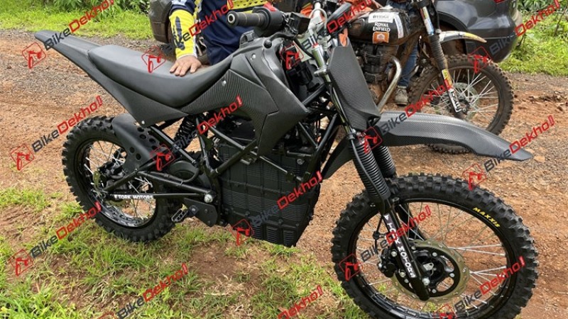 लोभलाग्दो इलेक्ट्रीक डर्ट बाइक