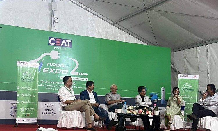 ८/१० लाख खर्च गरेर पुराना इन्धनका गाडीलाई विद्युतीय बनाउन छलफल_img