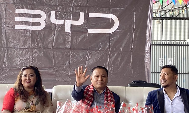 ५ रुपैयाँमा किनेको विजुली १५ रुपैयाँमा नबेच्न कुलमानको आग्रह_img