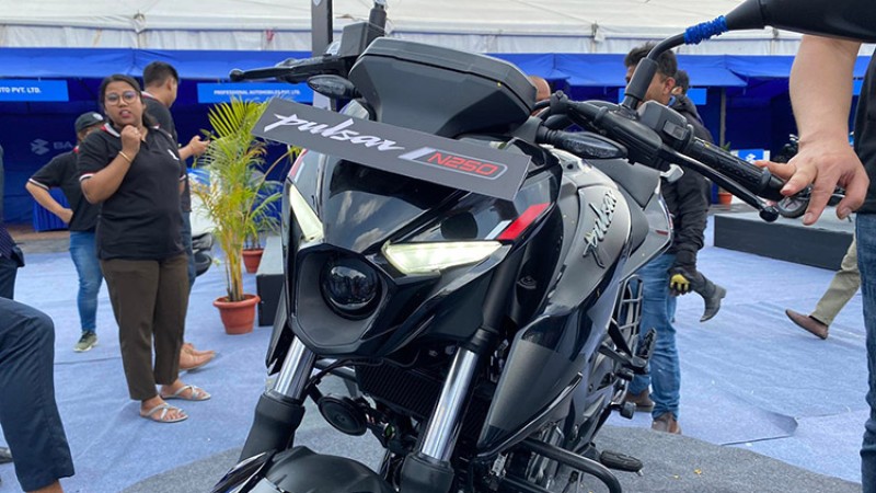 १ लाख २२ हजार डाउन पमेन्टमै पल्सर एन २५०, यस्तो छ मासिक किस्ता