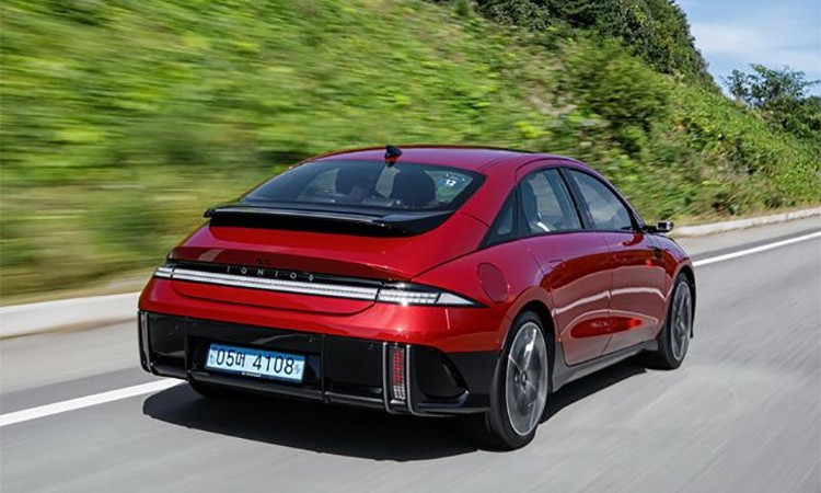 हुन्डाई आयोनीक सिक्सको रेन्ज ६१४ किलोमिटर_img