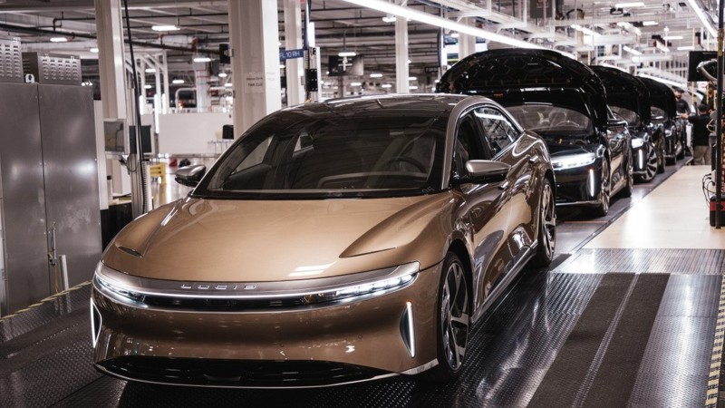 ईभी उत्पादन लागत बढ्दा लुसिडले एक वर्षमा गुमायो ७५ विलियन डलर