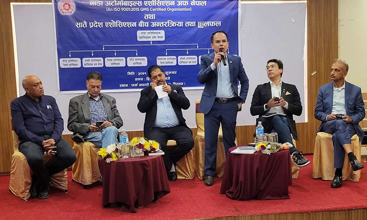 अटो व्यवसायीको बृहत् भेला सम्पन्न, आन्दोलन र वार्ता सँगसँगै गर्ने निर्णय_img