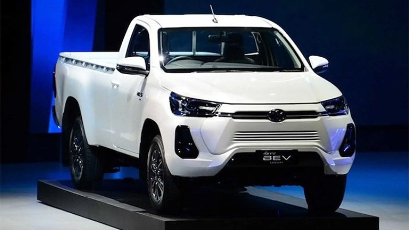 टोयोटा हाइलक्स इलेक्ट्रीकमा