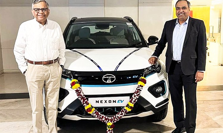 नेक्सन ईभीको उत्पादन ५० हजार पुरा, कम्पनीका चेयरम्यान बने ग्राहक_img