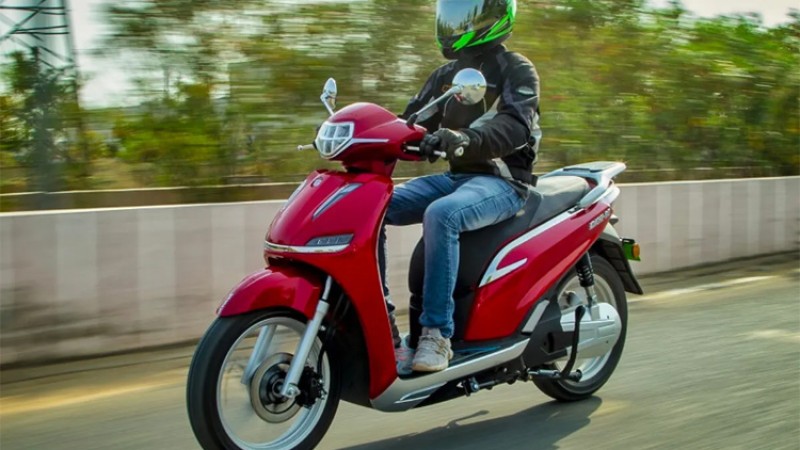 सिंगल चार्जमा १६० किमि चलाउन मिल्ने ओकिनवा नयाँ स्कुटर, यस्तो छ मूल्य